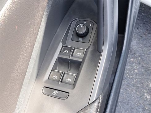 Used 2023 Volkswagen Jetta S image 21