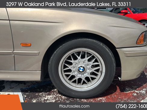 Used 2001 BMW 525i Sedan image 12