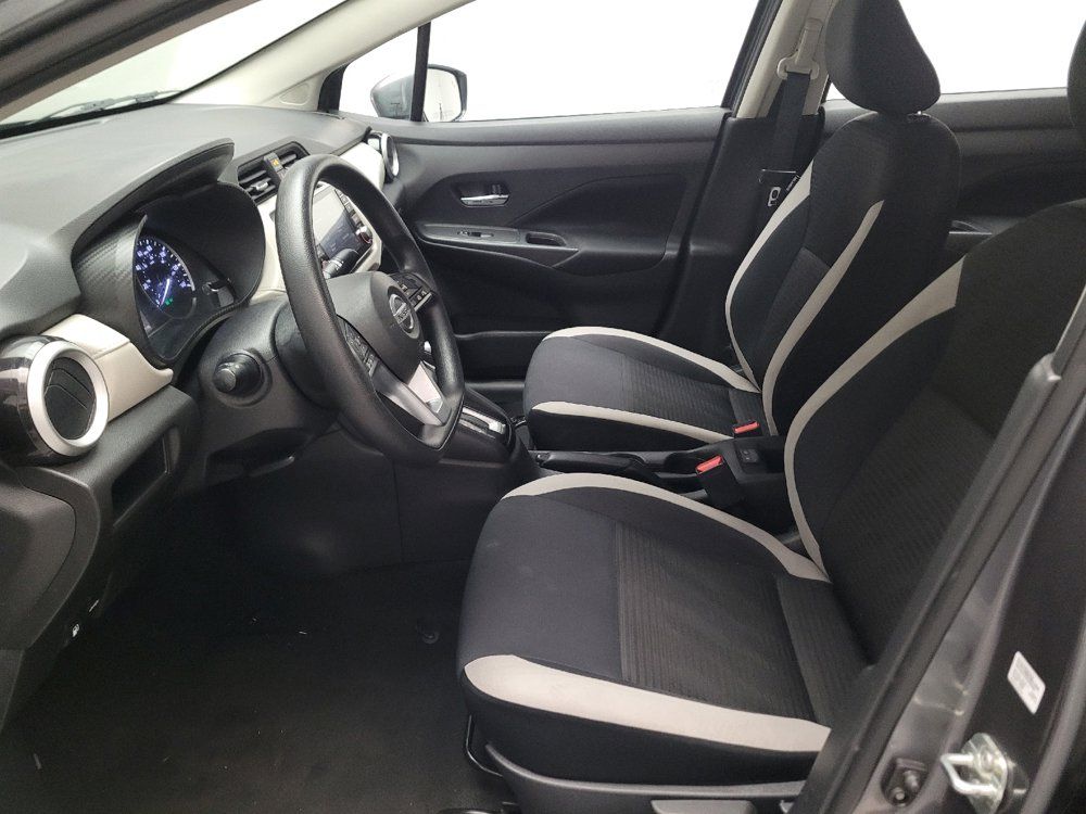 Used 2021 Nissan Versa SV FWD image 17