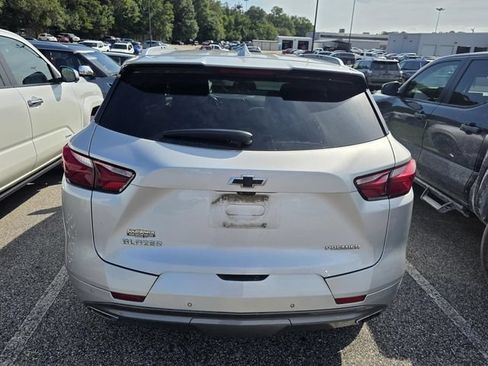 Used 2020 Chevrolet Blazer Premier w/ Driver Confidence II Package FWD image 3