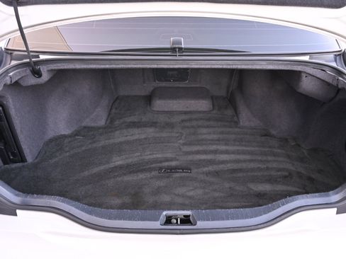 Used 2005 Lexus LS 430 RWD image 39