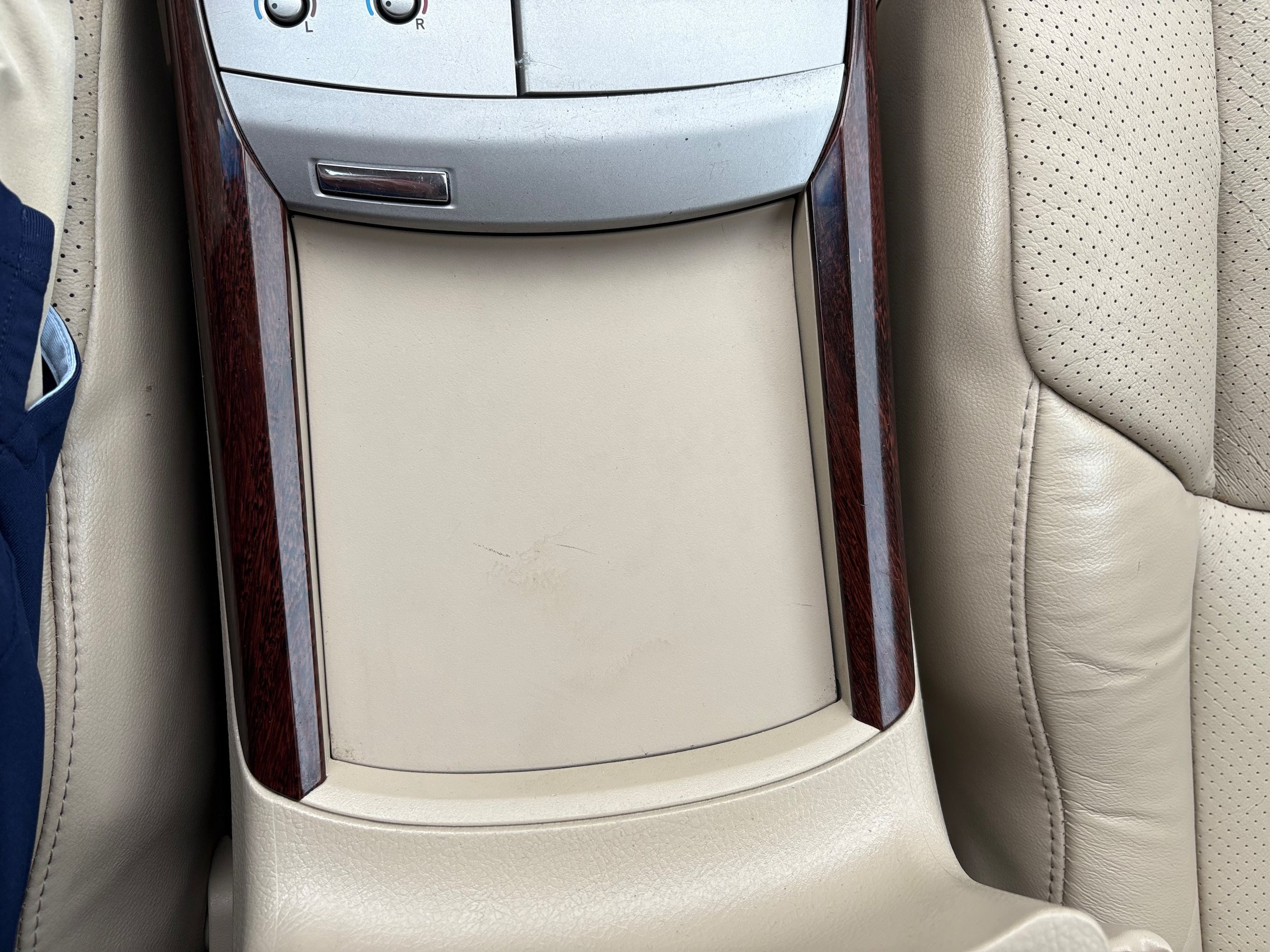 Used 2008 Toyota Avalon Limited FWD image 52