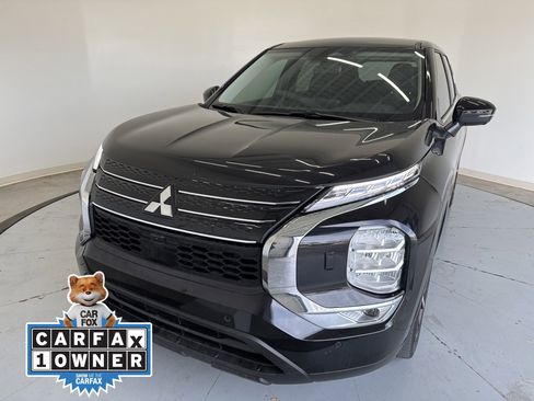 Used 2024 Mitsubishi Outlander SE image 7