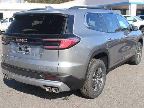 New 2026 GMC Acadia Elevation image 7