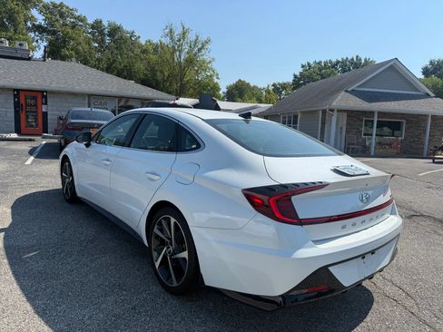 Used 2021 Hyundai Sonata SEL Plus FWD image 3