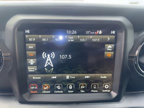 Used 2022 Jeep Gladiator Overland image 32