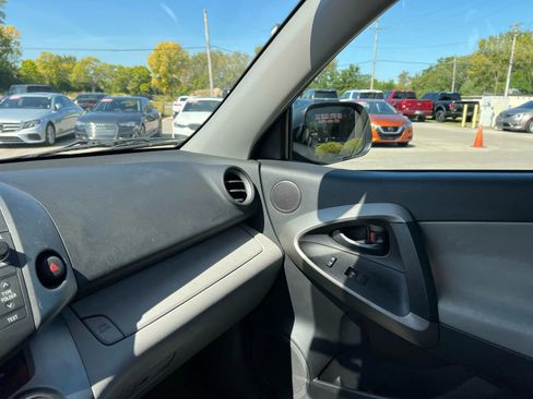 Used 2010 Toyota RAV4 4WD image 15