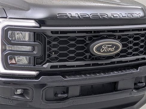 Certified 2023 Ford F250 Lariat w/ Lariat Ultimate Package image 44