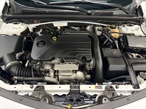 Used 2022 Chevrolet Malibu RS FWD image 37