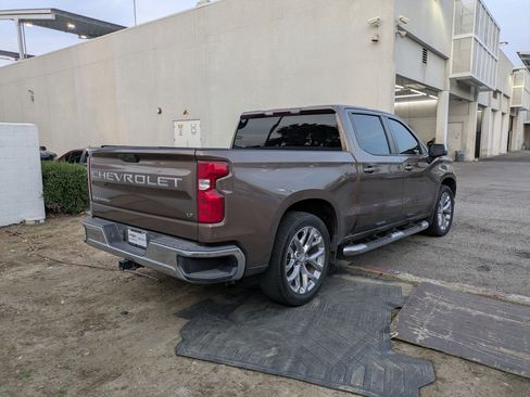 Used 2019 Chevrolet Silverado 1500 LT w/ All-Star Edition image 3
