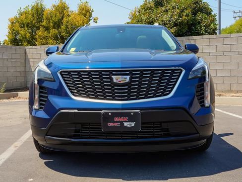Used 2019 Cadillac XT4 Luxury FWD image 4