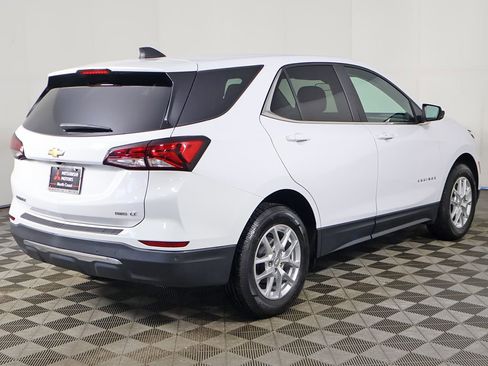 Used 2022 Chevrolet Equinox LT AWD/4WD image 9