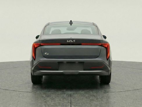 Used 2025 Kia K4 LXS FWD image 7