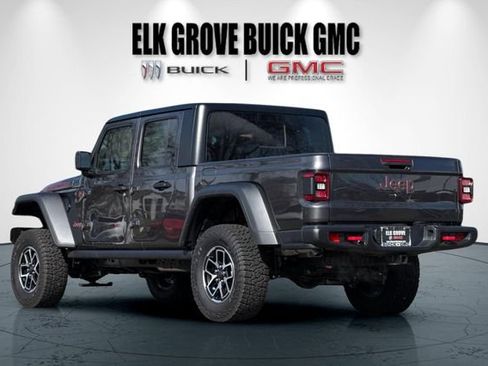 Used 2025 Jeep Gladiator Rubicon w/ Convenience Group image 6