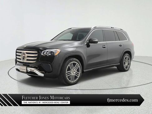Certified 2026 Mercedes-Benz GLS 450 4MATIC image 1