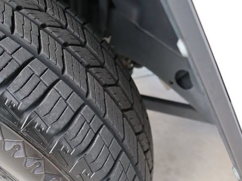 Used 2024 Jeep Wrangler Unlimited Sahara AWD/4WD image 47