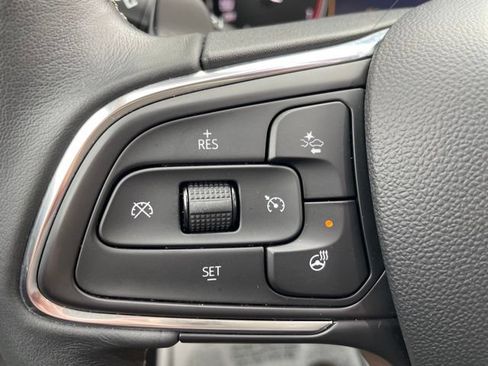 Used 2023 Buick Envision Essence w/ Technology Package I AWD/4WD image 19