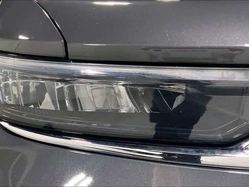 Used 2024 Jeep Grand Cherokee Laredo w/ Trailer Tow Package image 38