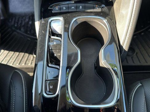 Used 2023 Buick Envision Essence image 23