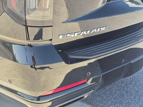New 2026 Cadillac Escalade Platinum Sport AWD/4WD image 11