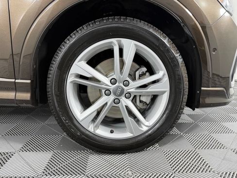 Used 2020 Audi Q3 2.0T Prestige AWD/4WD image 19