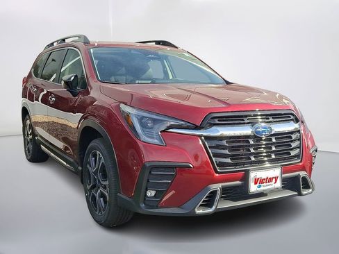 Used 2025 Subaru Ascent Touring AWD/4WD image 1