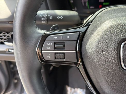 Used 2025 Honda Accord Touring image 34