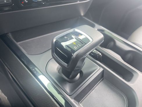 Used 2022 Chevrolet Silverado 1500 ZR2 w/ Technology Package image 24