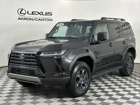 Used 2024 Lexus GX 550 AWD/4WD image 11