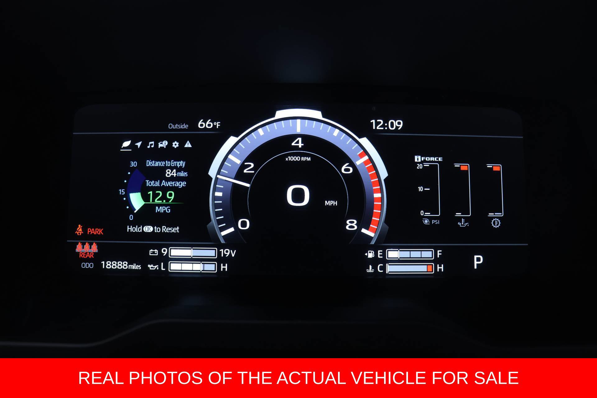 Used 2024 Toyota Tundra Limited w/ TRD Off-Road Package AWD/4WD image 7