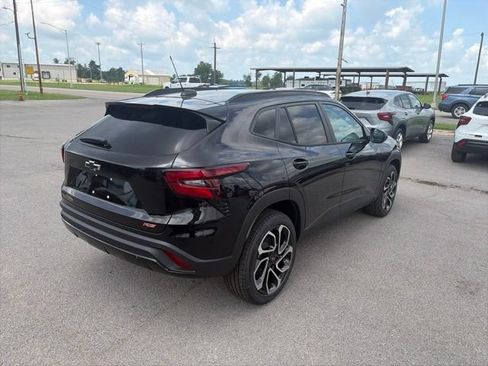 New 2026 Chevrolet Trax RS FWD image 6