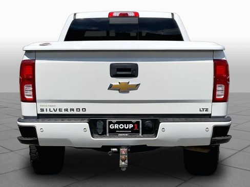 Used 2017 Chevrolet Silverado 1500 LTZ Z71 w/ LTZ Plus Package AWD/4WD image 5