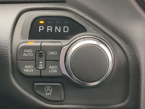 New 2026 RAM 1500 4x4 Crew Cab image 29