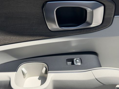 Certified 2023 Kia Sorento X-Line EX AWD/4WD image 8