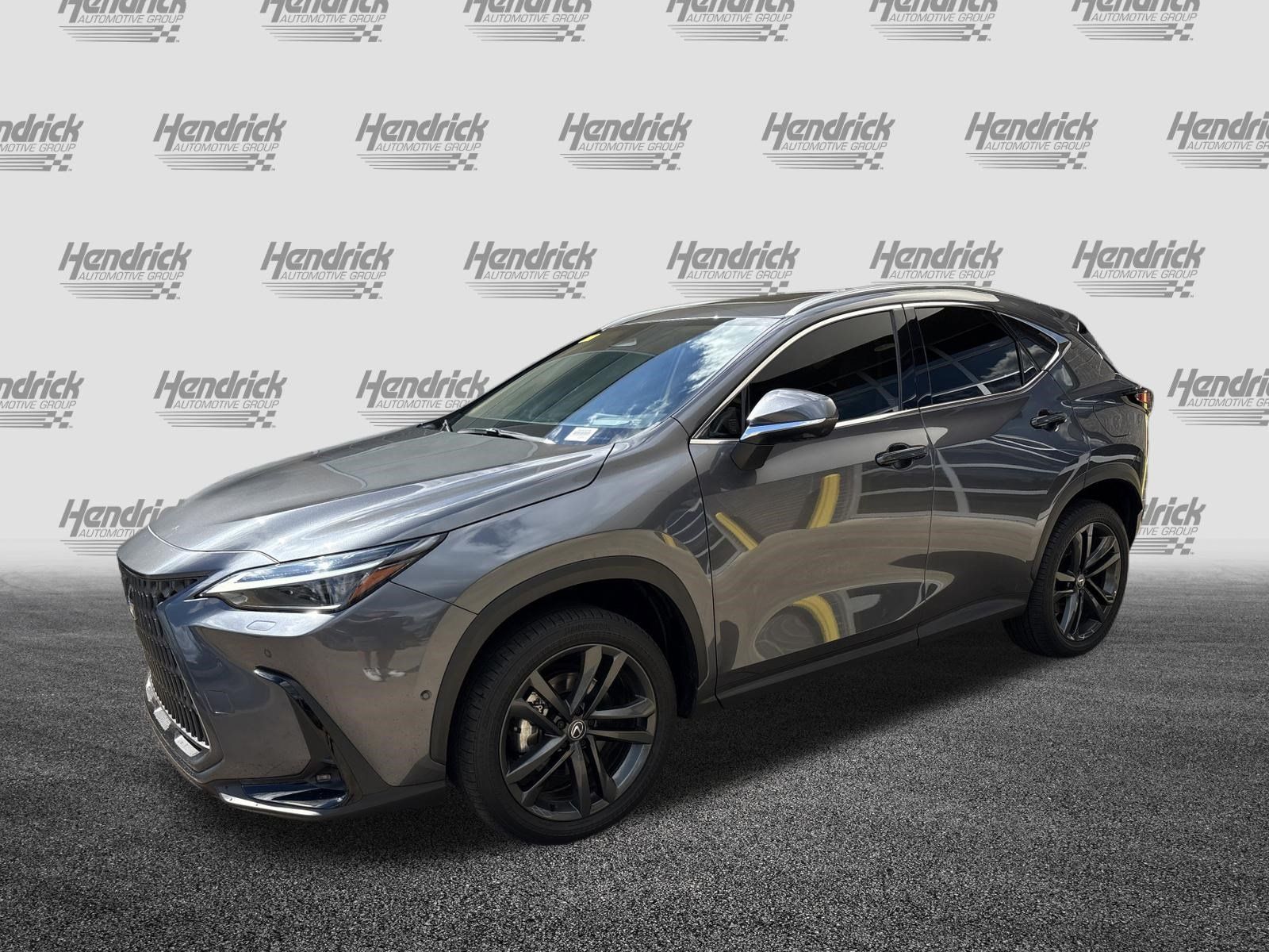 Used 2025 Lexus NX 450h+ AWD w/ Accessory Package (Z2) image 5