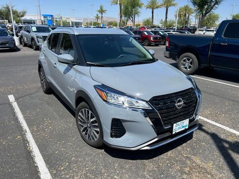 Certified 2024 Nissan Kicks SV FWD image 6