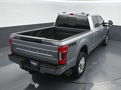 Certified 2022 Ford F350 Platinum w/ FX4 Off-Road Package image 15