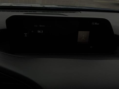 Used 2023 MAZDA MAZDA3 s image 18