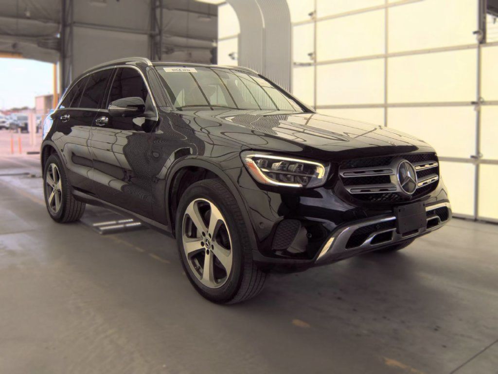 Used 2020 Mercedes-Benz GLC 300 image 3