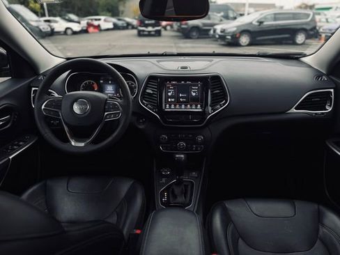 Certified 2022 Jeep Cherokee Limited image 25