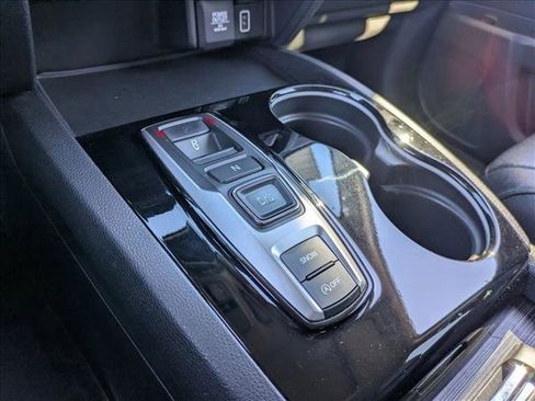 Used 2019 Honda Pilot Touring image 10