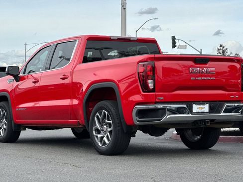 Used 2023 GMC Sierra 1500 SLE RWD image 7
