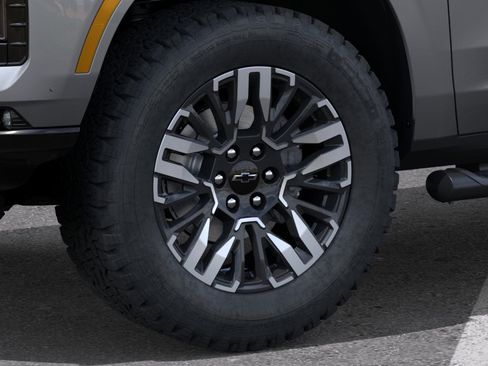 New 2026 Chevrolet Tahoe Z71 w/ Comfort Package AWD/4WD image 11