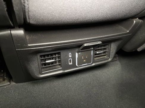 Used 2025 Chevrolet Silverado 2500 LT w/ Convenience Package image 59