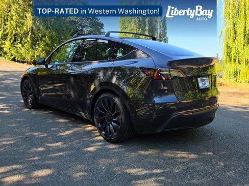 Used 2024 Tesla Model Y Performance AWD/4WD image 7