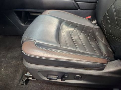 Certified 2023 Nissan Pathfinder Platinum image 17