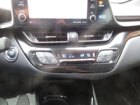 Used 2019 Toyota C-HR image 25