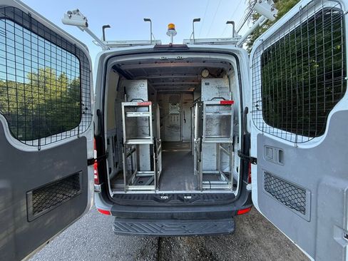 Used 2012 Mercedes-Benz Sprinter 2500 w/ Additional Battery Pkg image 15
