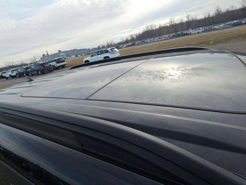 Used 2024 Ford Explorer ST-Line w/ Class IV Trailer Tow Package image 6