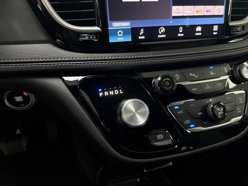 New 2026 Chrysler Pacifica Select FWD image 21